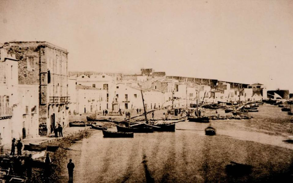 Il porto di Carloforte alla fine dell’800 (foto arch. A. Vignoli)